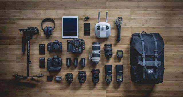 VR全景創(chuàng)業(yè)是否需要加盟？客觀全面分析（含對比）-酷雷曼全景問答